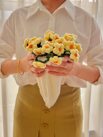 Crochet Crochet White Fluffy Puff Flower Bouquet Blanket