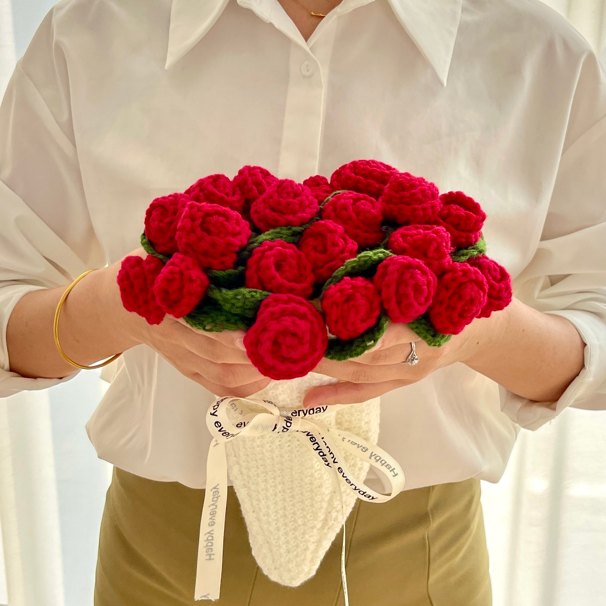 Crochet red rose Bouquet Blanket，gift for her
